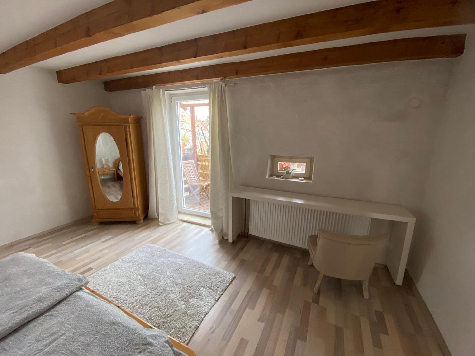 Ferienwohnung Mit Schoener Terrasse. Ellerstadt المظهر الخارجي الصورة